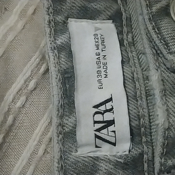 SLIM FIT HI RISE RIPPED JEANS LIGHT GRAY - Picture 4 of 7